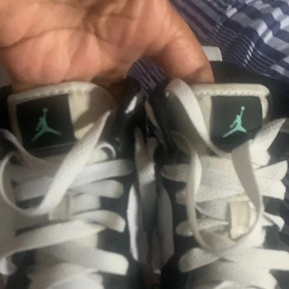 Jordan Kids' Sneakers in Black, White, and Mint in good condition $40 size12c - Picture 9 of 9